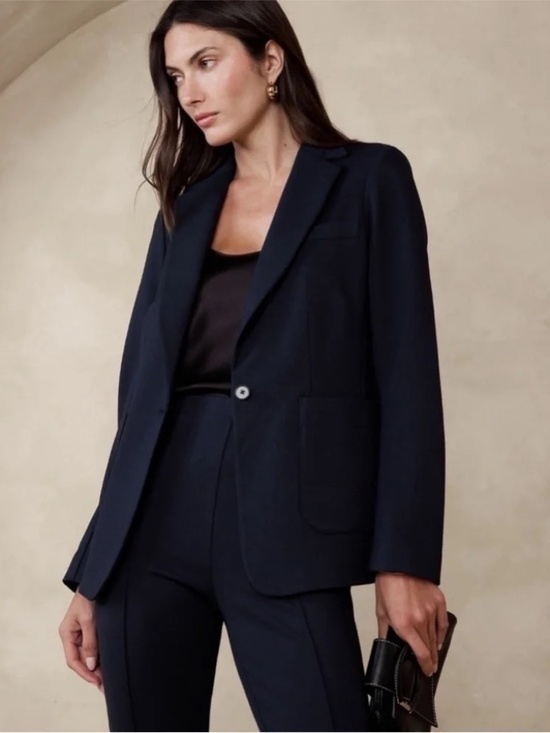 Banana Republic Jackets & Blazers - NWT! Banana Republic Everywhere Ponte Blazer - XL